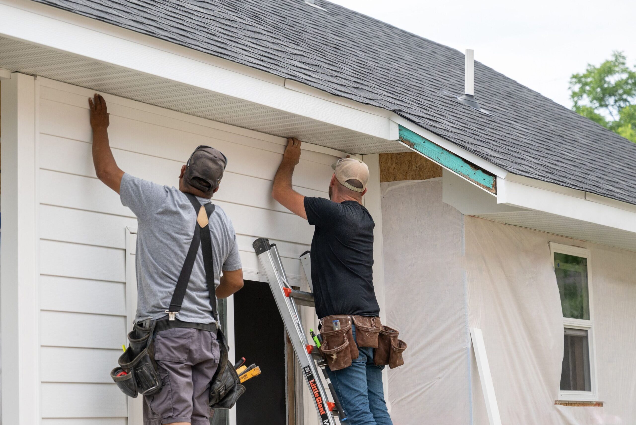 For Contractors and Installers, AMBLA Exteriors EverPlank Elevates Plank Siding to a New Level