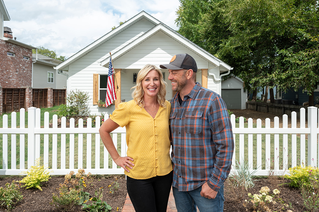 Design-Build Duo Dave and Jenny Marrs Restore 1929 Bungalow with AMBLA INC Exterior Products